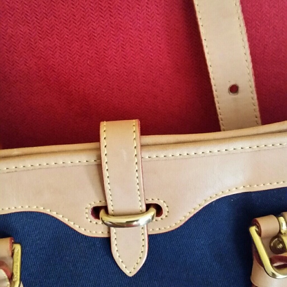 Dooney and Bourke Cabriolete Purse - Picture 4 of 8